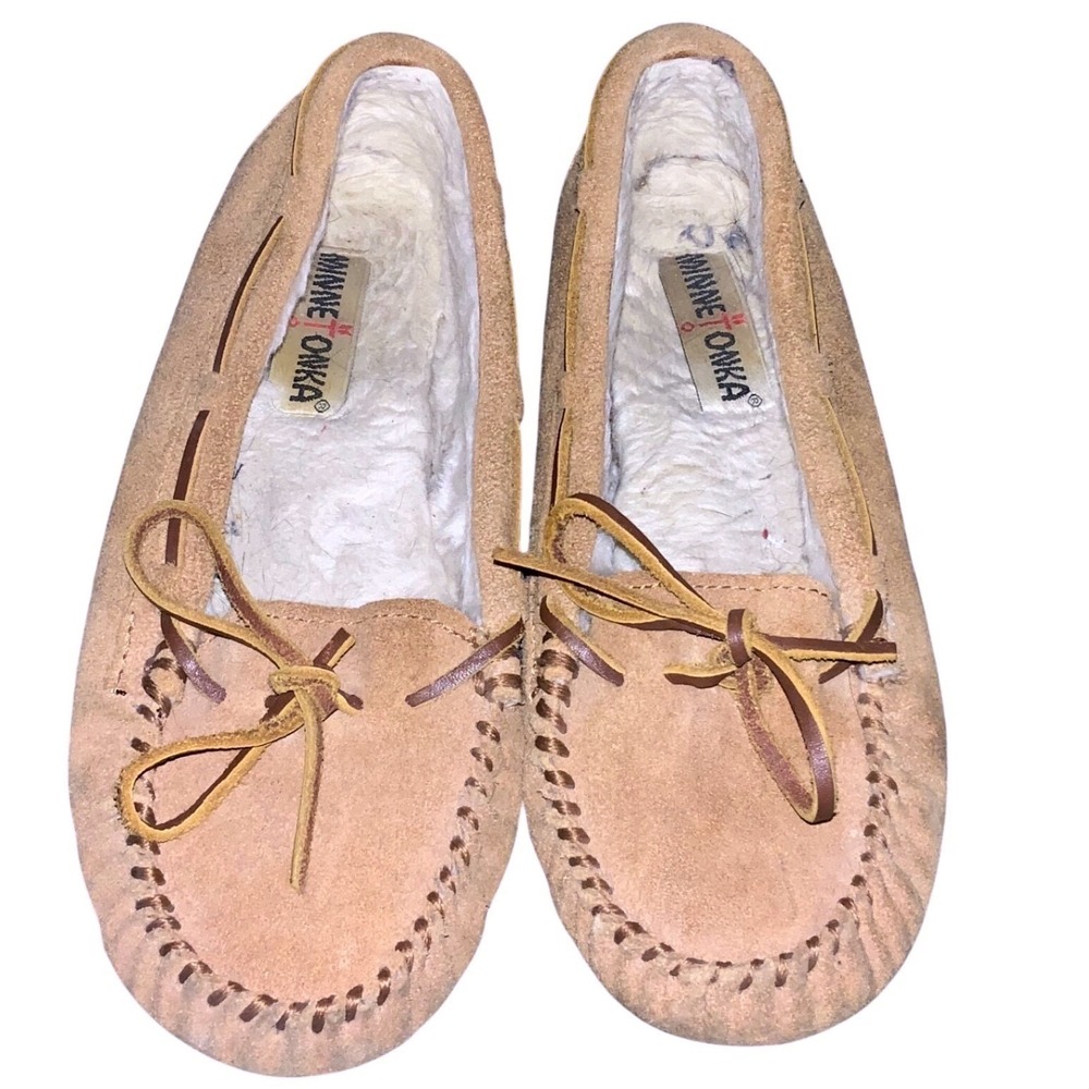 Minnetonka Trapper Mocassin Slippers Tan Suede‎ Sheepskin Lined Women's Size 7